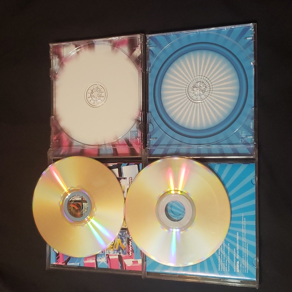 Multiple CD's - Picture 3 of 5